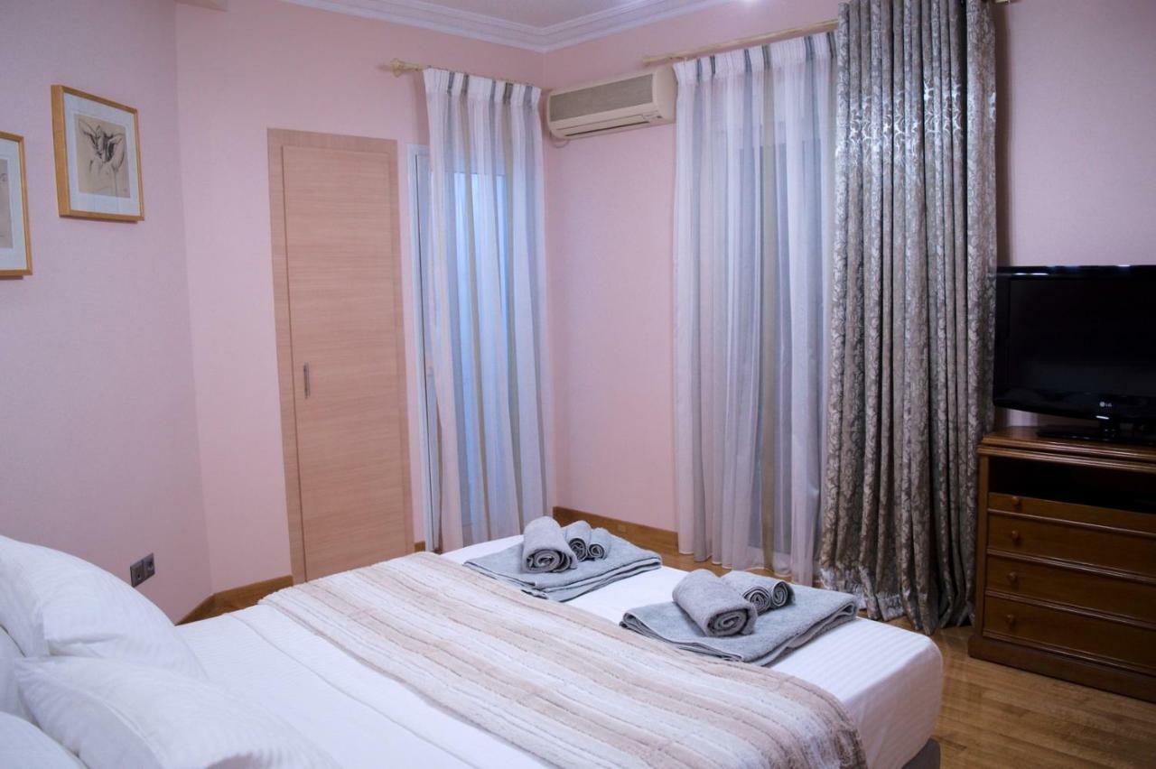 George'S Cozy Apartment In Plaka Афины Экстерьер фото